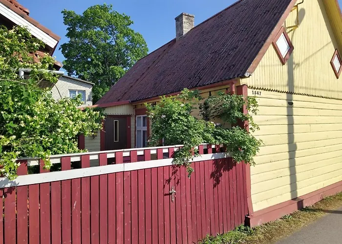 Romantic Seaside House * Parnu